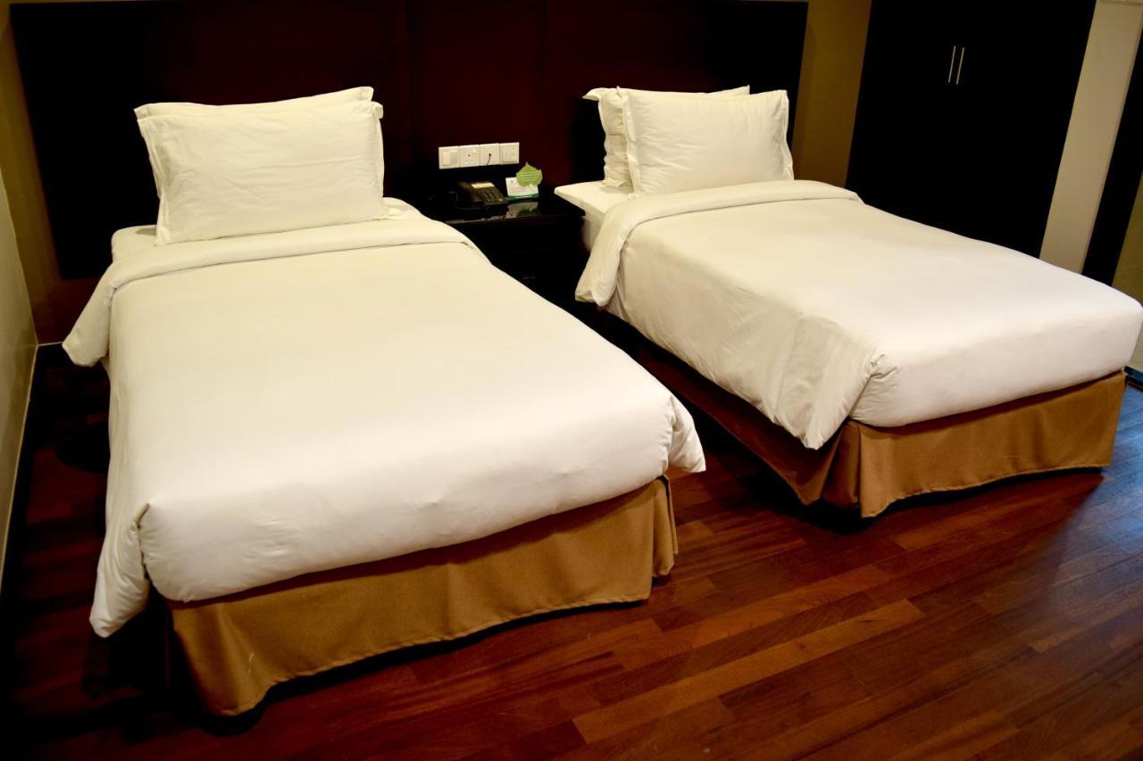 Lazenda Hotel Labuan Kültér fotó