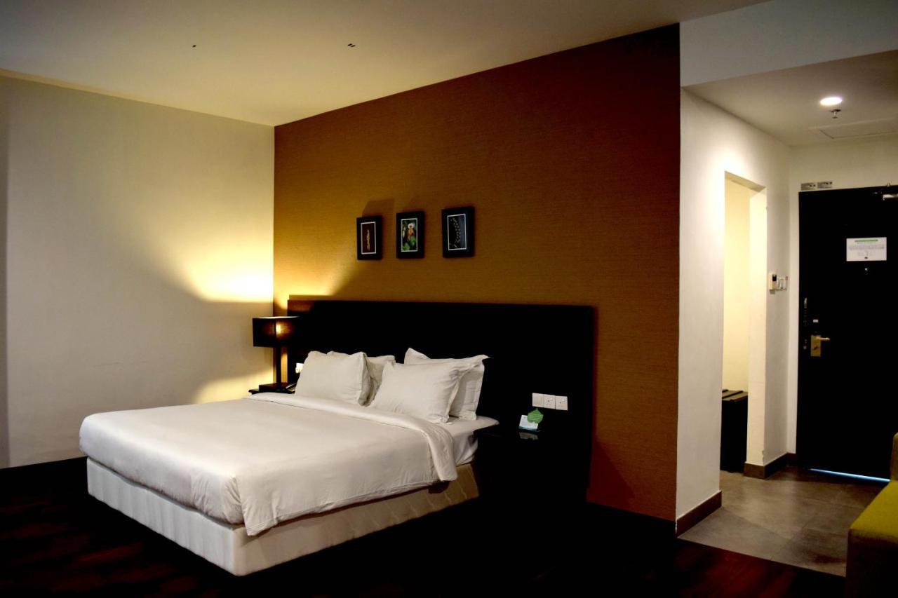 Lazenda Hotel Labuan Kültér fotó