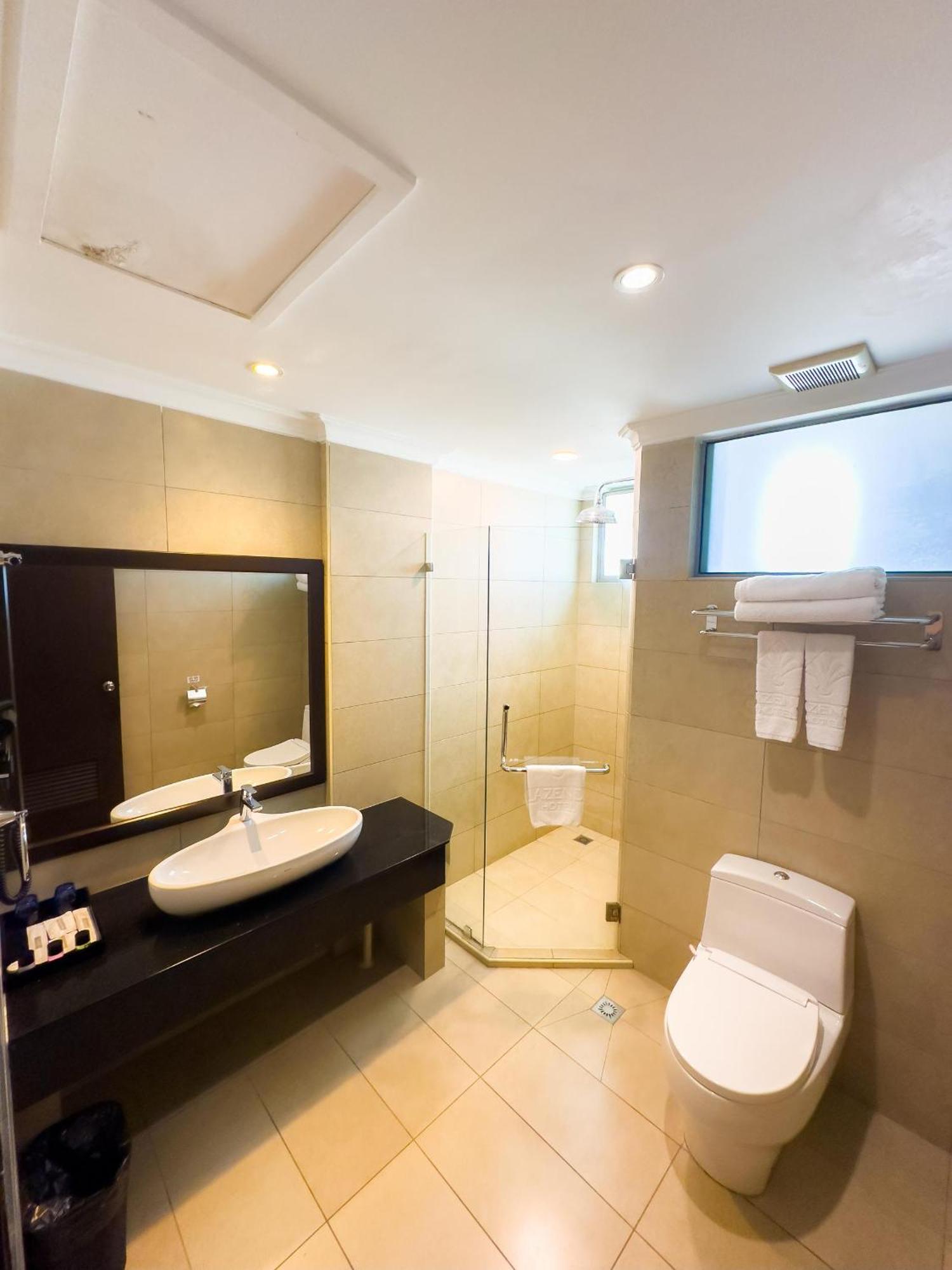 Lazenda Hotel Labuan Kültér fotó